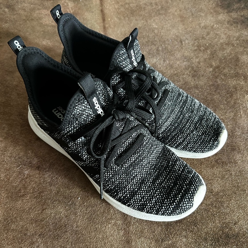 Size 7 Cloud Form Super Adidas